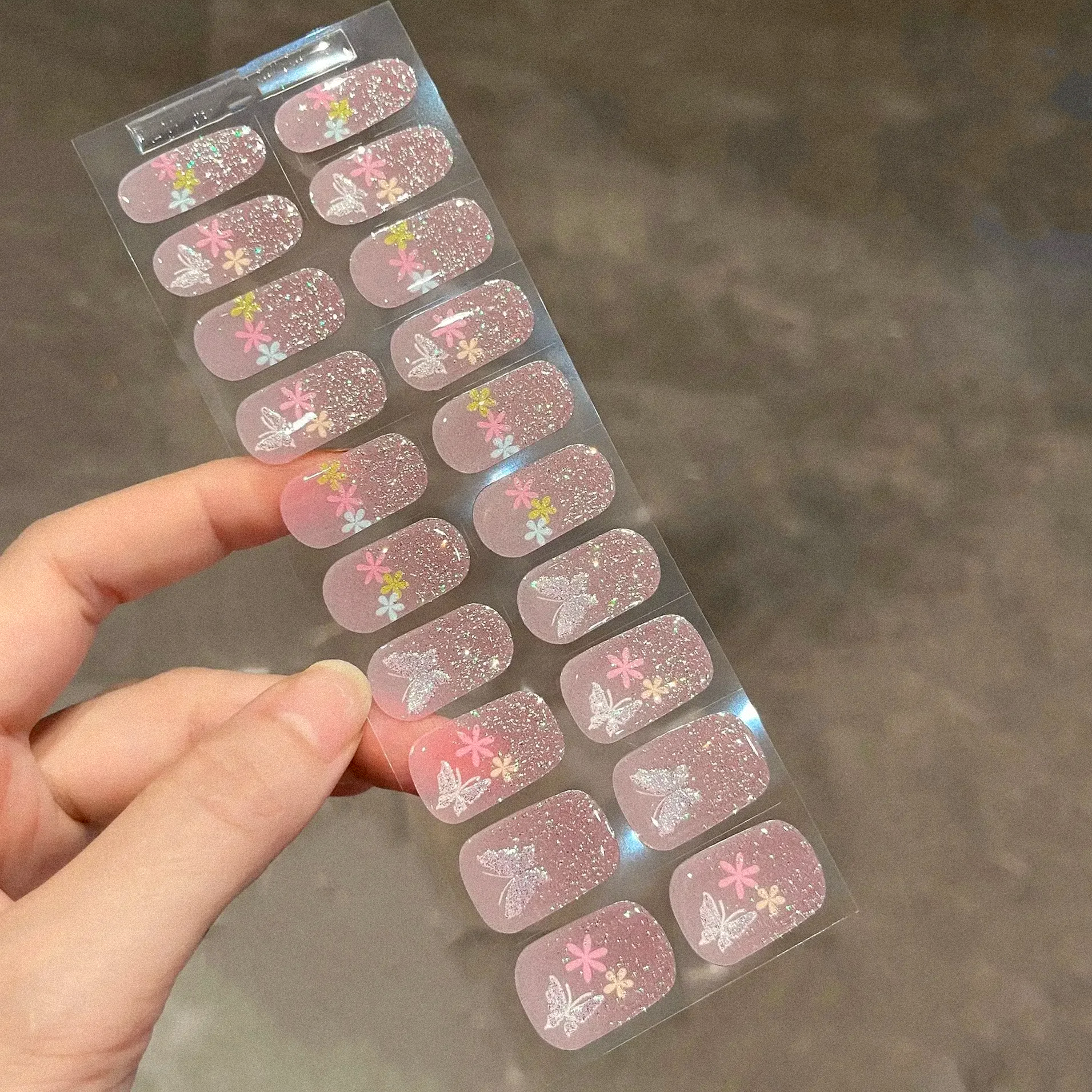 Wing Confetti