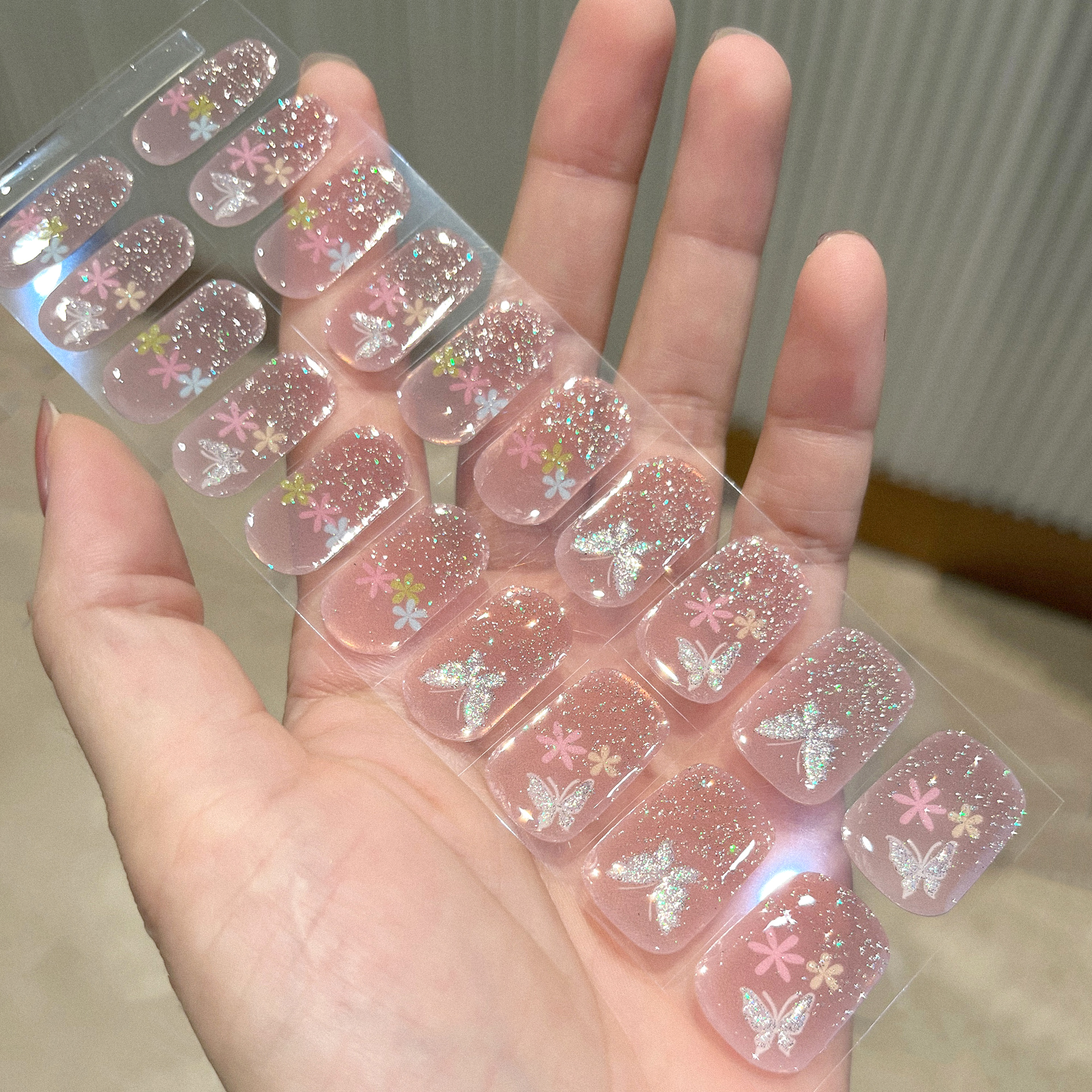 Wing Confetti